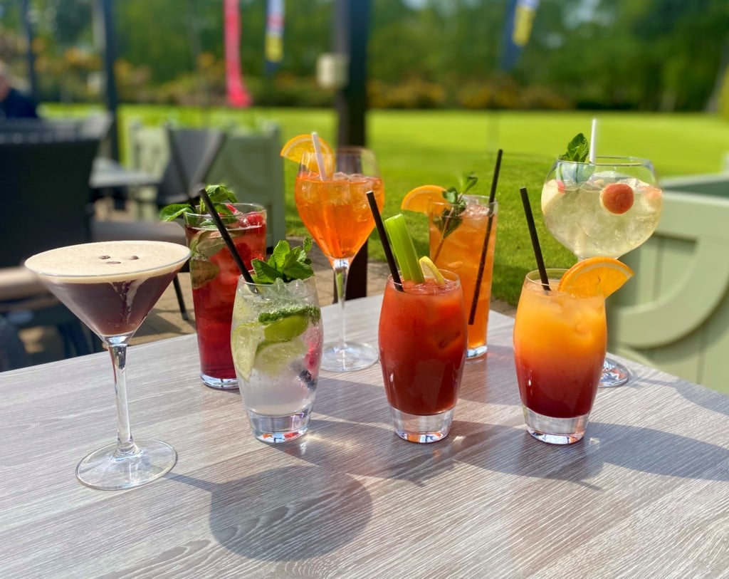 Image of cocktails